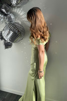 Load image into Gallery viewer, Green Off the Shoulder Sheath Ruched Long Formal Dress