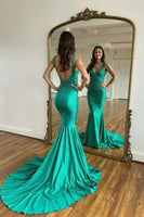 Load image into Gallery viewer, Green V-Neck Mermaid Sparkly Prom Dress with Sequined