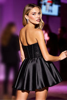 Load image into Gallery viewer, Sparkly Black Sequin Corset Strapless Short Prom Dress