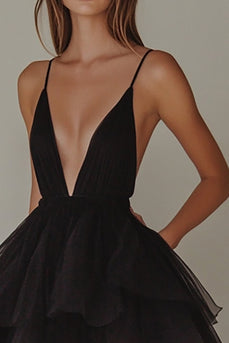 Black Tiered Tulle V-Neck A Line Short Graduation Dress