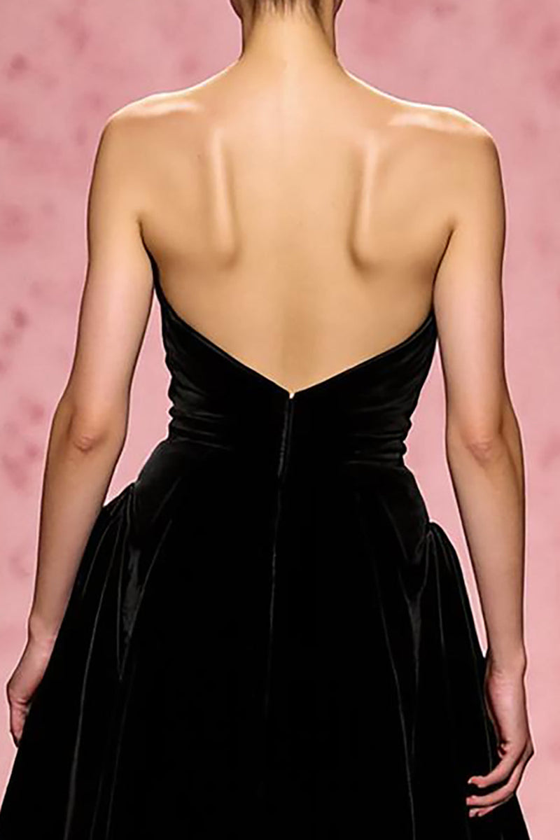 Load image into Gallery viewer, Simple Black Velvet A Line Strapless Long Evening Dress with Slit