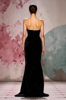Load image into Gallery viewer, Simple Black Strapless Velvet Mermaid Long Evening Dress