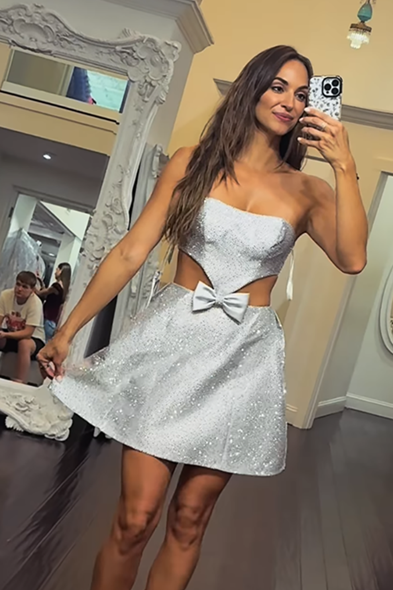 Load image into Gallery viewer, Sparkly Black Satin Strapless A-Line Short Prom Dress with Beading