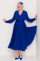 Load image into Gallery viewer, Dark Blue Pleated V-Neck Long Mother of the Bride Dress with Sleeves