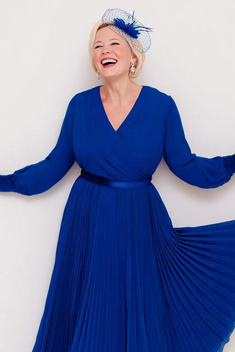 Load image into Gallery viewer, Dark Blue Pleated V-Neck Long Mother of the Bride Dress with Sleeves