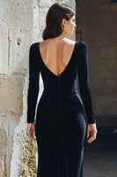 Load image into Gallery viewer, Navy Mermaid V-Neck Velvet Long Mother of the Bride Dress with Sleeves