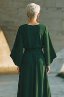 Load image into Gallery viewer, Dark Green Round Neck Flowy Long Mother of the Bride Dress with Pockets