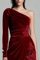 Load image into Gallery viewer, Burgundy Sheath One Shoulder Ruched Long Sleeves Velvet Holiday Party Dress with Slit