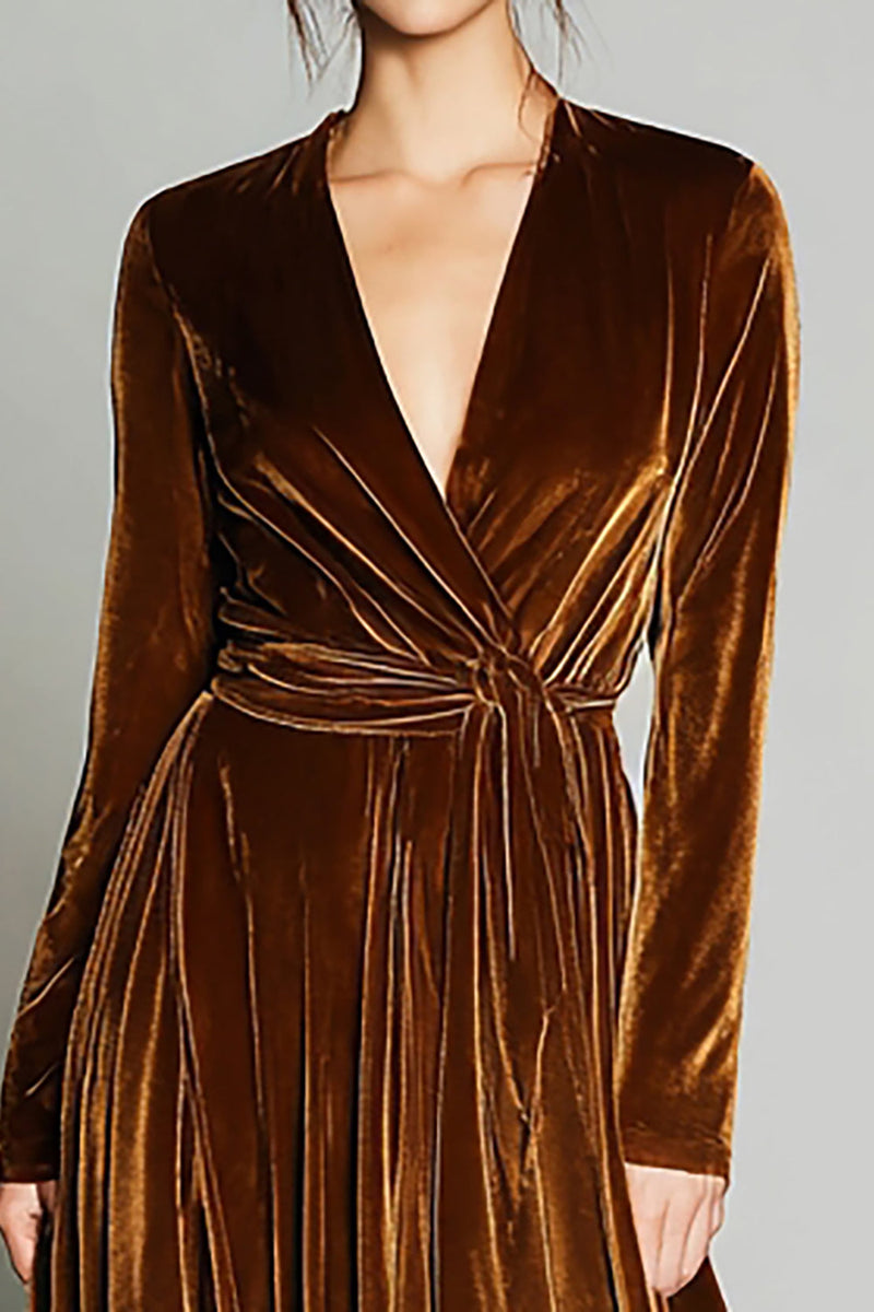 Load image into Gallery viewer, Brown Pleated Velvet A Line Long Sleeves Holiday Party Dress