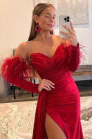 Load image into Gallery viewer, Red Detachable Long Sleeves Long Prom Dress with Feathers