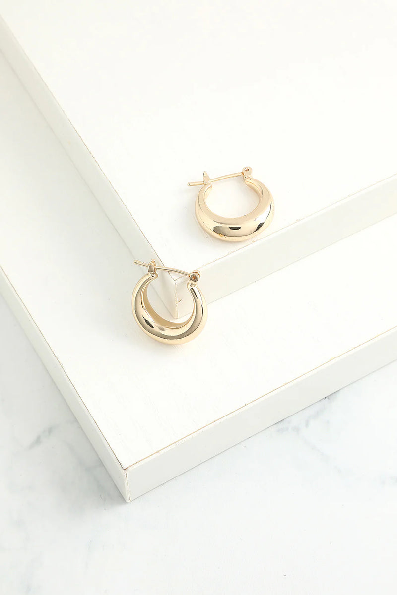 Load image into Gallery viewer, Gold Simple Circle Earrings