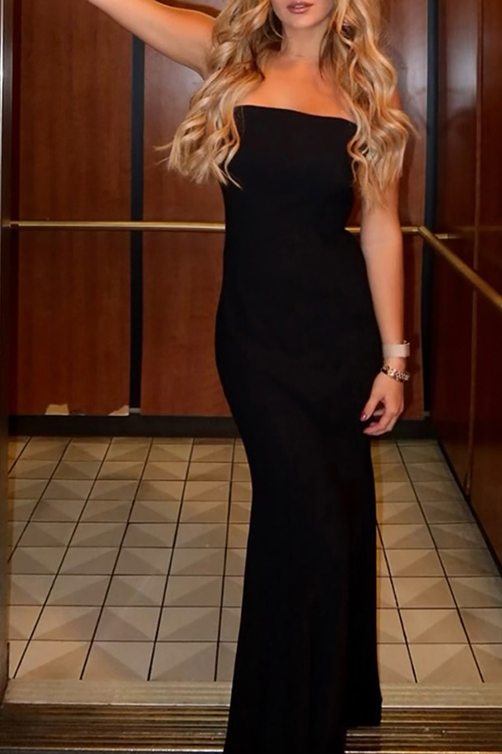 Simple Black Mermaid Strapless Maxi Prom Dress