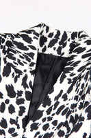 Load image into Gallery viewer, Black and White Leapard Pattern Peak Lapel One Button Women Blazer