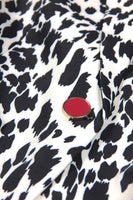 Load image into Gallery viewer, Black and White Leapard Pattern Peak Lapel One Button Women Blazer