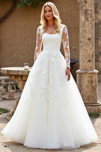 Ivory Organza Square Neck Sweep Train Ball Gwon Wedding Dress with Lace