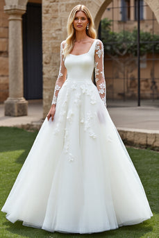 Ivory Organza Square Neck Sweep Train Ball Gwon Wedding Dress with Lace