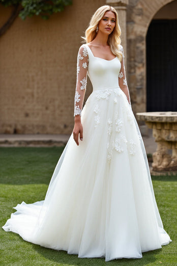 Ivory Organza Square Neck Sweep Train Ball Gwon Wedding Dress with Lace
