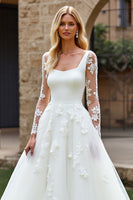 Load image into Gallery viewer, Ivory Organza Square Neck Sweep Train Ball Gwon Wedding Dress with Lace