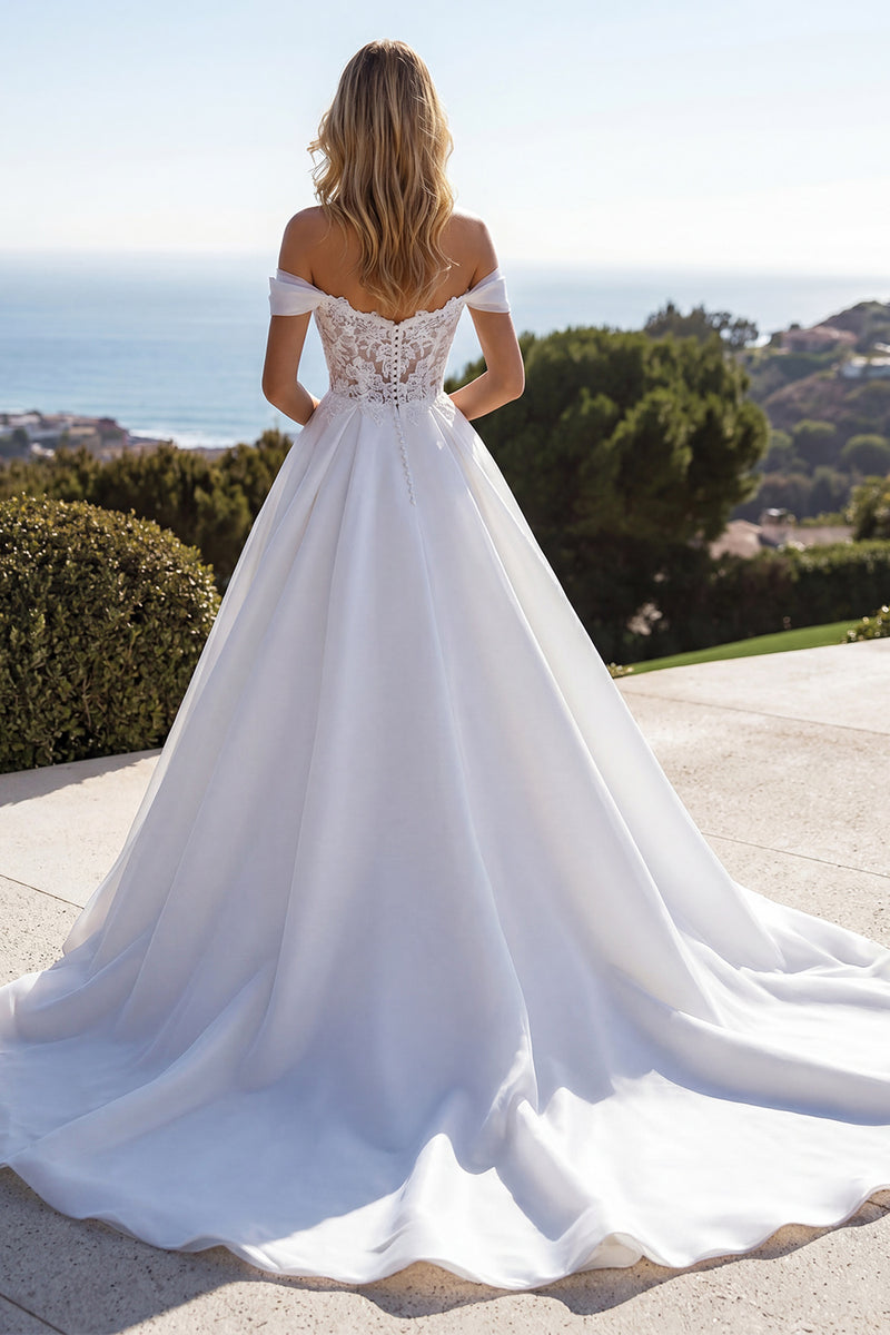 Load image into Gallery viewer, Ivory Ball Gown Lace Sweep Train Wedding Dress