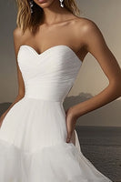 Load image into Gallery viewer, Ivory A Line Tulle Sweetheart Long Wedding Dress with Ruffles