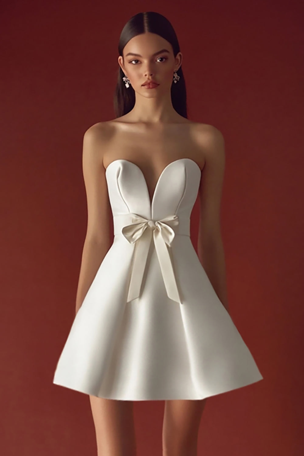 A Line Strapless V-Neck Little White Dress with Bow