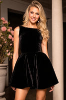Load image into Gallery viewer, Black Velvet A Line Short Prom Dress