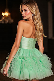 Green Tulle Sweetheart Short Prom Dress with Feathers