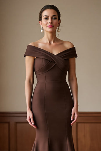 Brown Off the Shoulder Satin Maxi Mermaid Mother of the Bride Dress