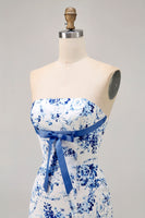 Load image into Gallery viewer, White Blue Flower Strapless Tight Short Prom Dress with Bow