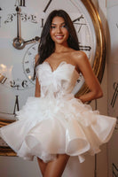 Load image into Gallery viewer, Women White Sweetheart Short Prom Dress with Ruffles Organza A Line Tiered Cocktail Dress