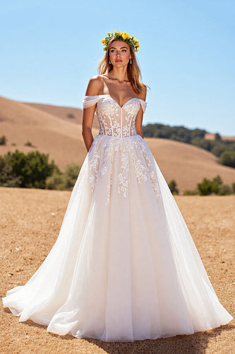 Ivory A-Line Sweep Train Tulle Corset Wedding Dress with Lace