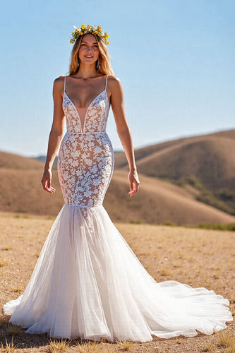 Ivory Mermaid Tulle Sweep Train Wedding Dress with Lace
