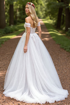 Ivory A-Line Tulle Sweep Train Wedding Dress with Slit