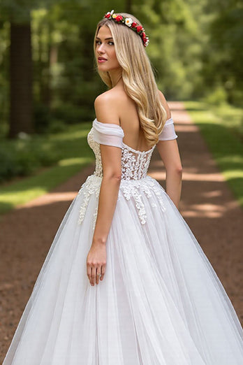 Ivory A-Line Tulle Sweep Train Wedding Dress with Slit