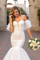 Load image into Gallery viewer, Ivory Tulle Sweetheart Sweep Train Mermaid Wedding Dress with Sleeves