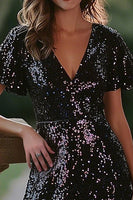 Load image into Gallery viewer, Sparkly Black Sequin V-Neck Short Cocktail Dress with Sleeves