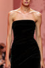 Load image into Gallery viewer, Black Velvet Mermaid Strapless Long Evening Dress