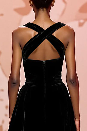 Simple Black Keyhole Velvet Long Evening Dress