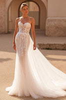 Load image into Gallery viewer, Ivory Sweetheart Tulle A Line Sweep Train Wedding Dress with Lace