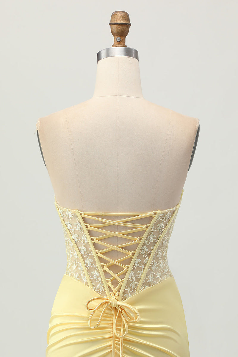 Load image into Gallery viewer, Yellow Strapless Tight Short Corset Prom Dress with Lace