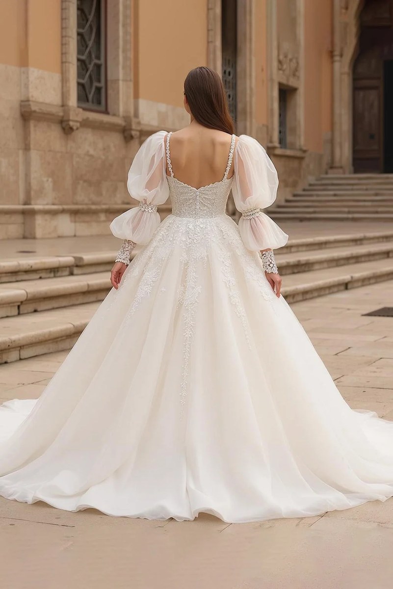 Load image into Gallery viewer, Ivory Sweep Train Ball Gown Tulle Wedding Dress with Sleeves