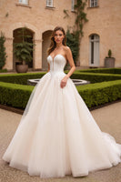 Load image into Gallery viewer, Ivory Ball Gown Sweetheart Tulle Sweep Train Wedding Dress