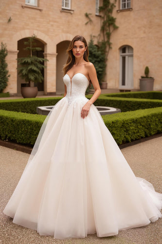 Ivory Ball Gown Sweetheart Tulle Sweep Train Wedding Dress