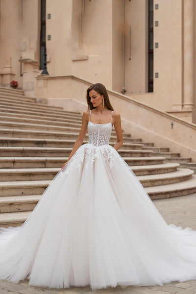 Ivory Ball Gown Corset Sweep Train Wedding Dress with Lace