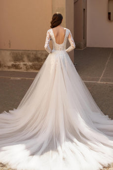 V-Neck Backless Long Sleeves Ivory Wedding Dress with Lace