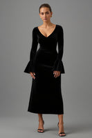 Load image into Gallery viewer, Black Sheath V Neck Velvet Long Formal Dress with Sleeves