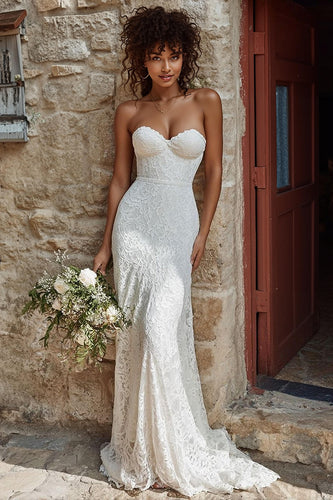 Ivory Lace Sweetheart Mermaid Sweep Train Wedding Dress