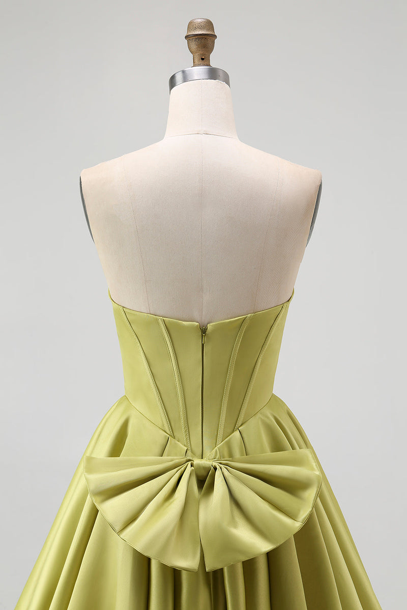 Load image into Gallery viewer, Sparkly Green Satin Sweetheart A-Line Short Prom Dress with Beading