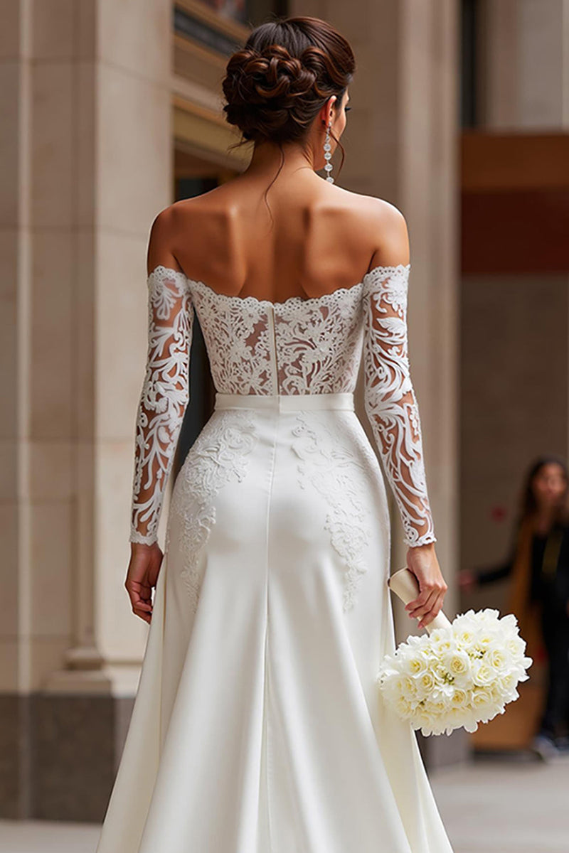 Load image into Gallery viewer, White Appliqued Long Sleeves Lace Bridal Jumpsuits with Cape