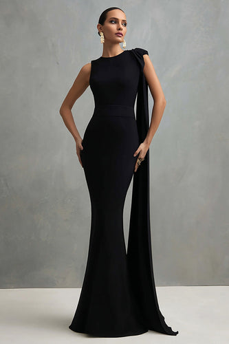 Black Mermaid Round Neck Long Formal Dress with Side Cape